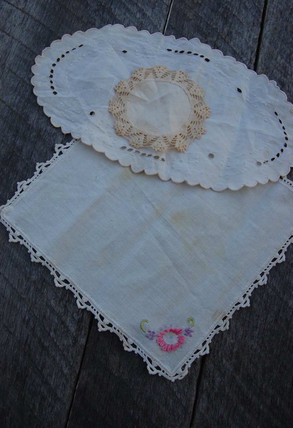 Vintage Set of Doilies Vintage Doilies by SweetPetuniaVintage