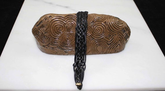 Celtic leather bracelet in black