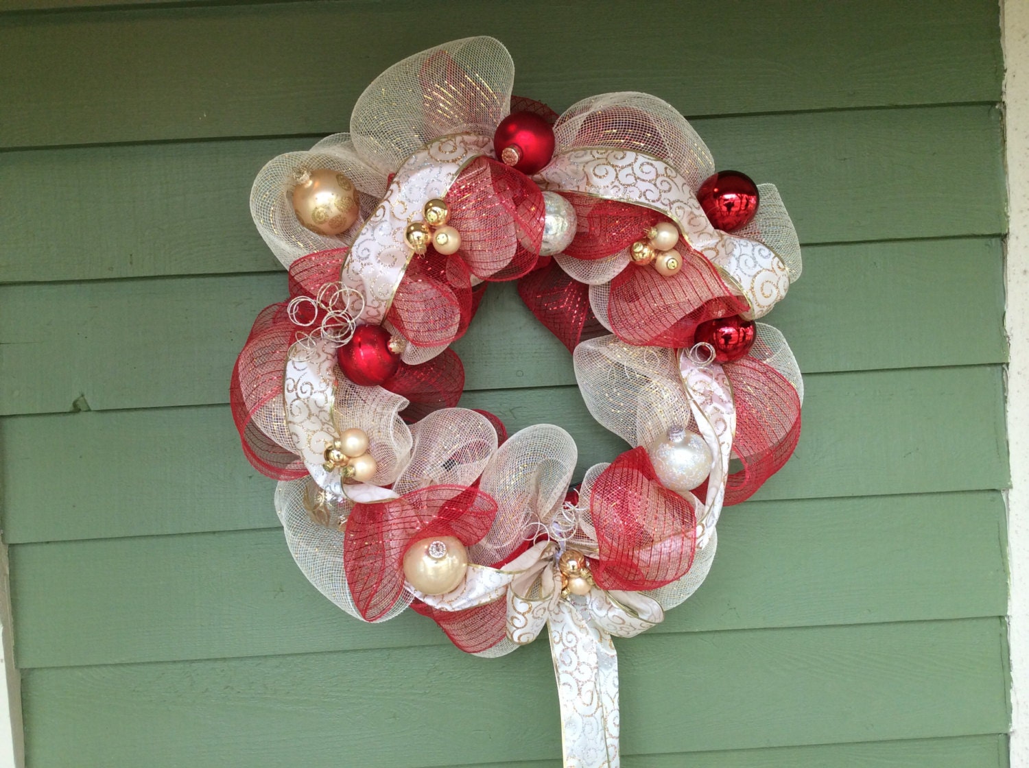 Mesh Christmas wreath