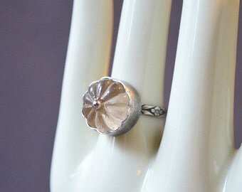 Cream Cupcake Ring