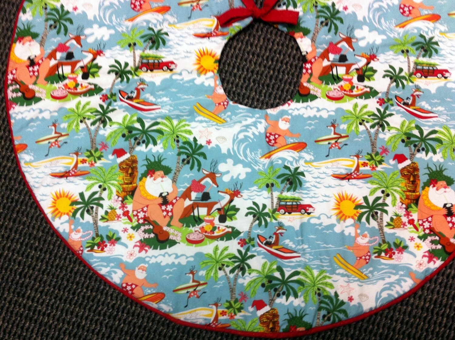 Tropical Christmas Tree Skirt 