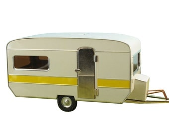 Caravan Trailer - 108-0609