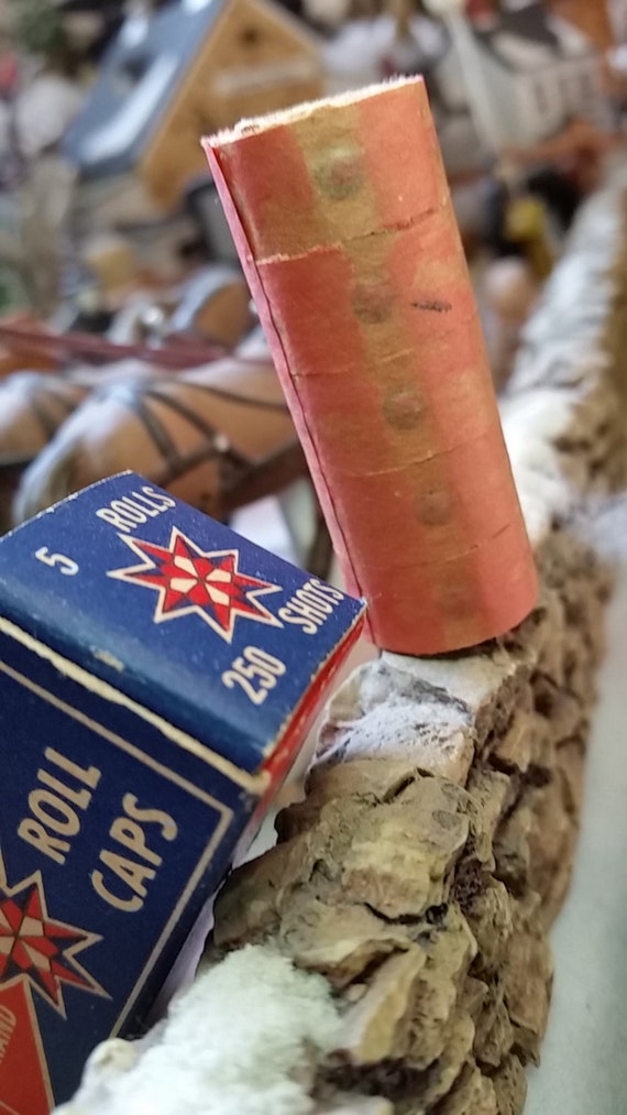 1960s Young 'Uns Vintage Repeating Paper CAPS For CAP GUNS