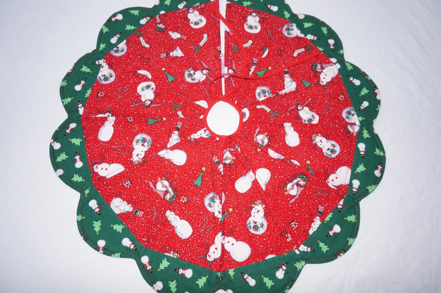 24 snowmen tree skirt reverses to reindeer 24 snowmen tree skirt reverses to reindeer