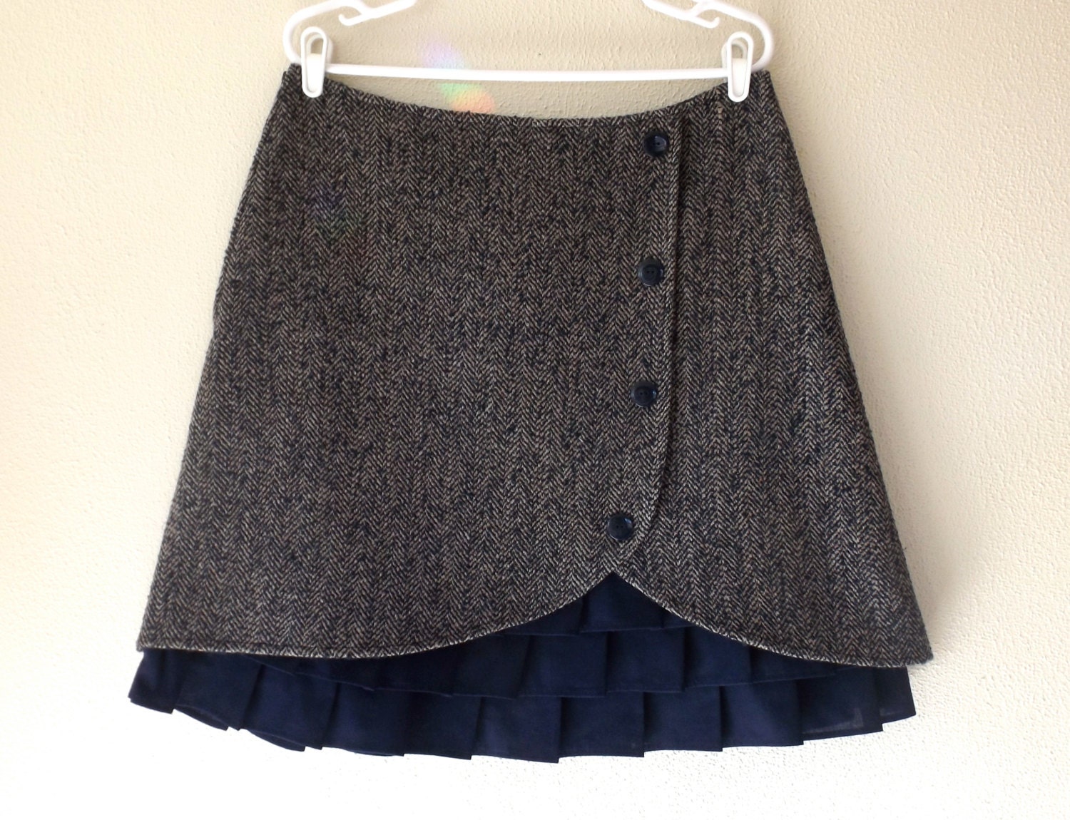 Corrina wool ruffle front skirt Sz 14