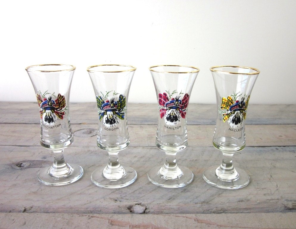 Vintage Cordial Glasses Stemmed Irish Scottish Plaid with Gold
