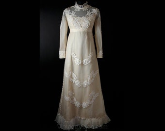 gibson style wedding dresses