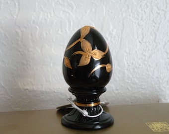 Vintage FENTON black gold limited edition egg