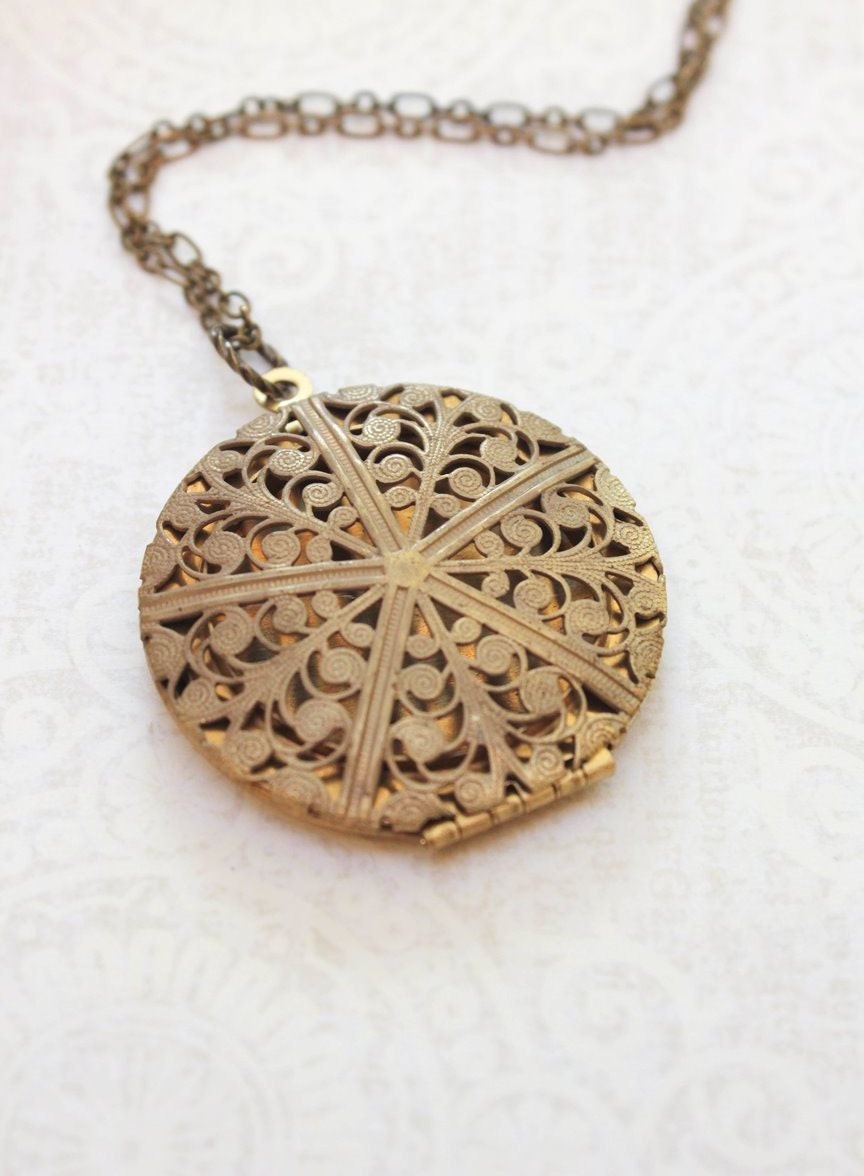Large locket pendant Clearance