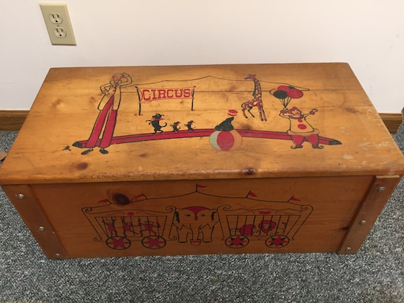 circus toy box