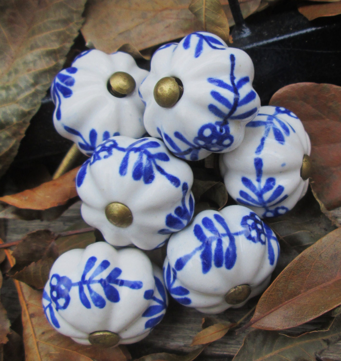 6 Porcelain Round Drawer Pulls Blue Delft Style Blue and White Drawer