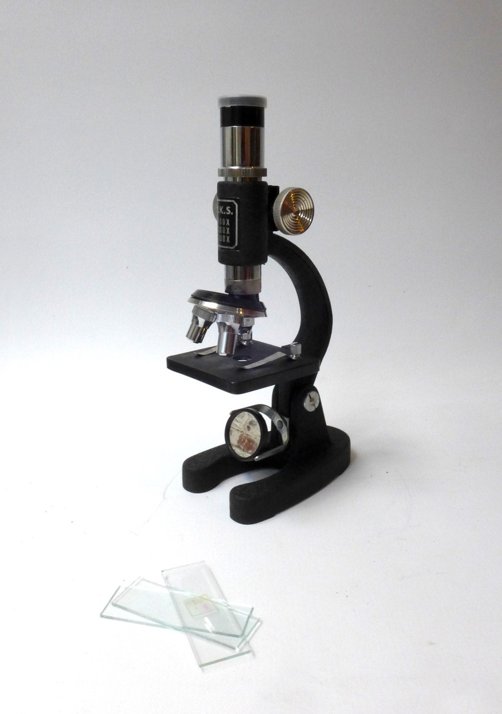 Vintage 1970s Japan made Y.K.S. toy microscope