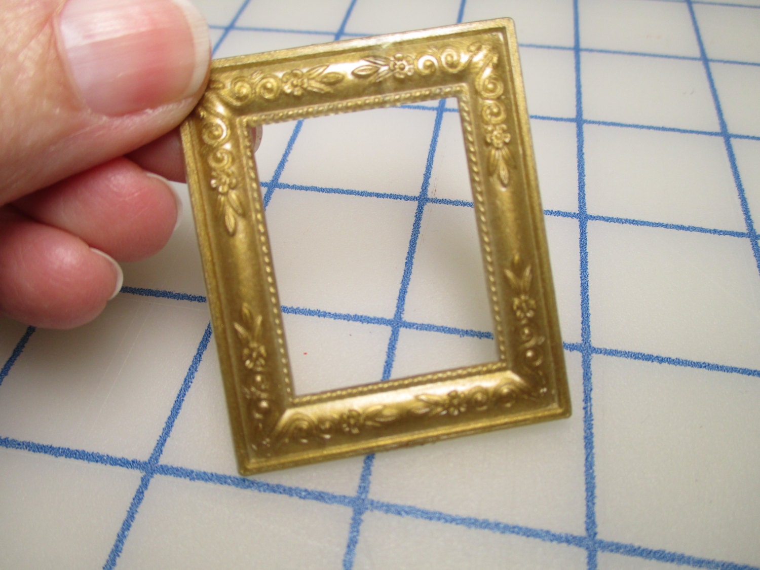 print and mail mini picture frame