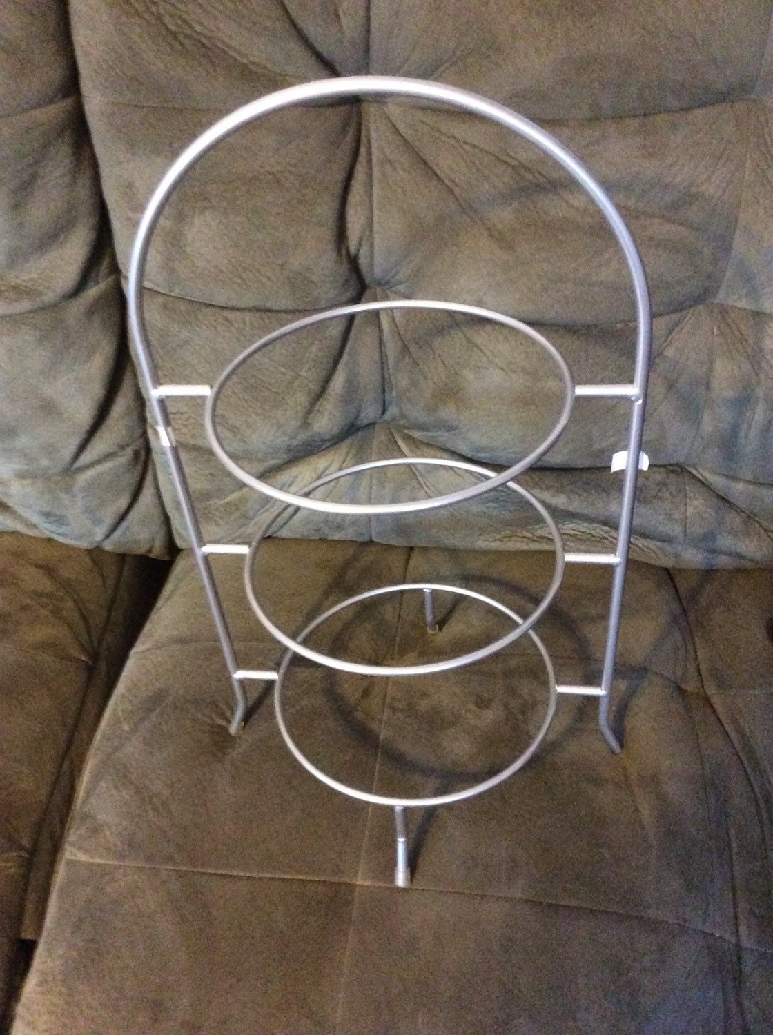 Pie Rack extra large metal 3 tired holds 3 eight inch pies pie rack