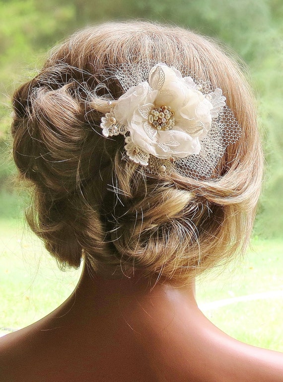Champagne Wedding Flower Headpiece Handmade by FancieStrands <Champagne Wedding Flower Headpiece Handmade by FancieStrands>