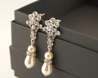 Bridal earrings-Vintage style antique silver art deco earrings-Swarovski earrings-Antique silver earrings-Vintage wedding-Pearl earrings