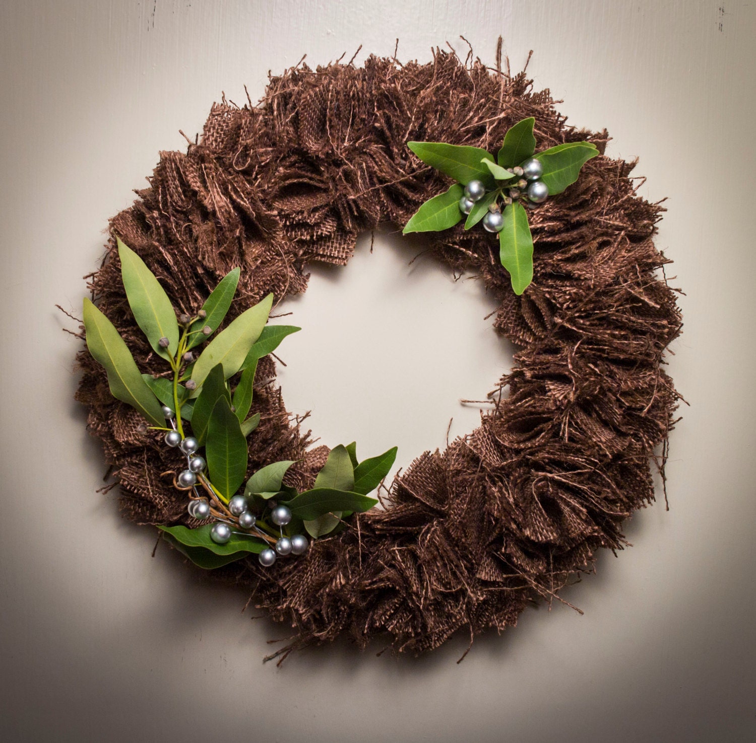 Dark Brown Burlap Wreath with California Bay Leaves // Bay Leaf Wreath // Burlap Wreath // Christmas Wreath // Year Round Wreath