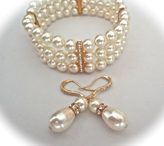 Pearl Jewelry and Accessories Pearls Charming Charlie