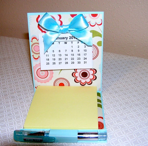 Items similar to Post it note holder, Easel card calendar, Desk calendar, easel calendar, post