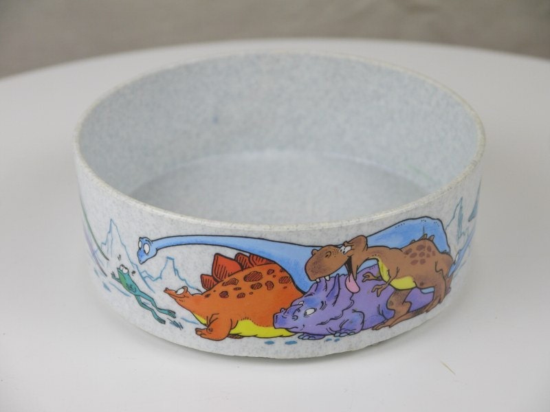 dinosaur with bowl head