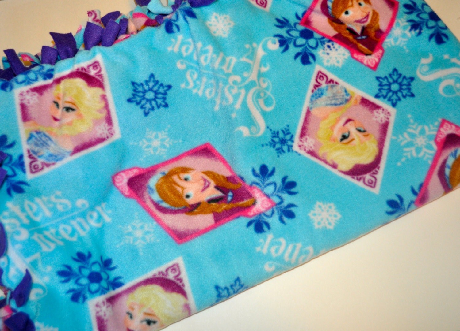 Disney FROZEN Anna Elsa Blanket Double Layered Hand Tied
