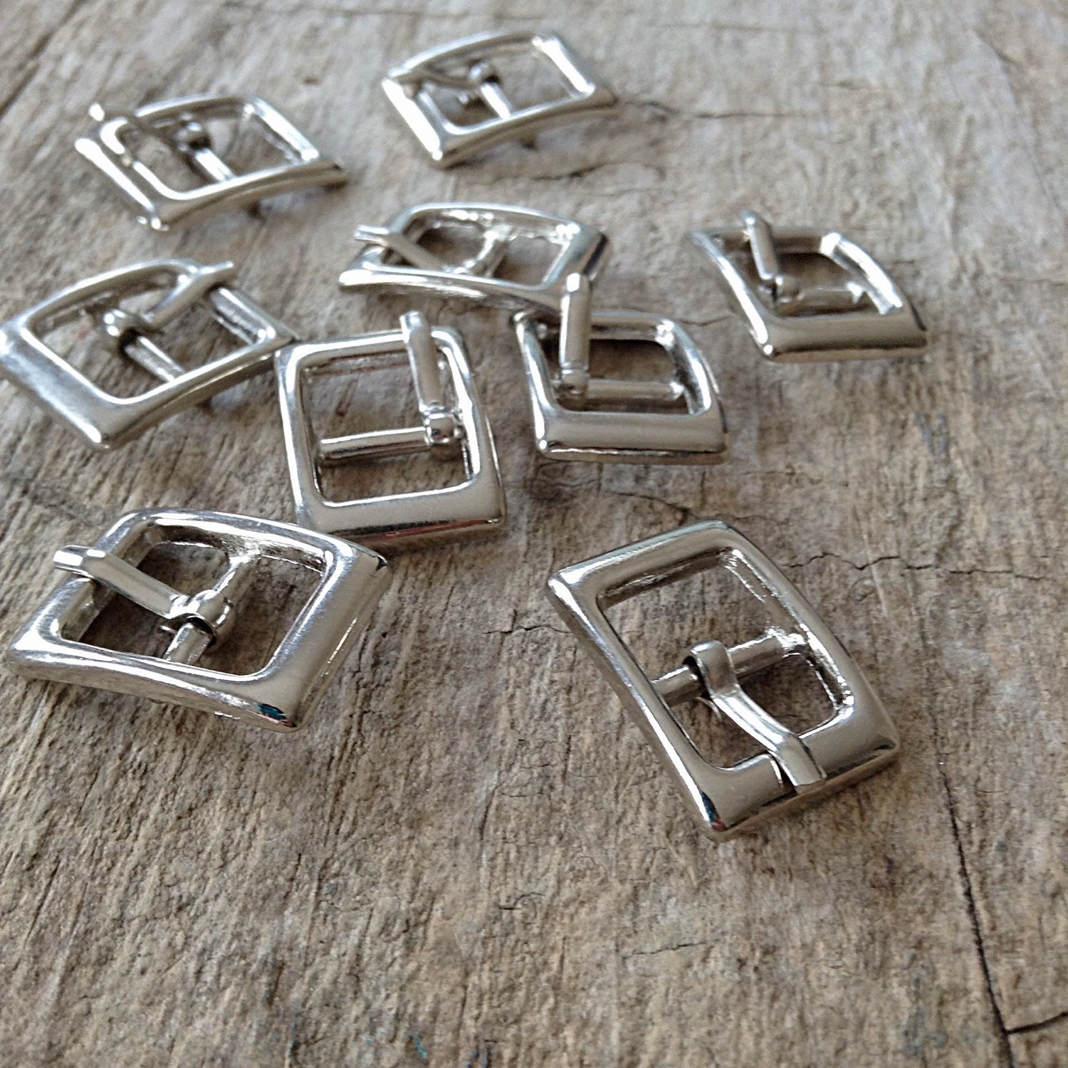 10pcs Silver Buckles Small Buckles 22x16mm NEW by TesoroSupplies