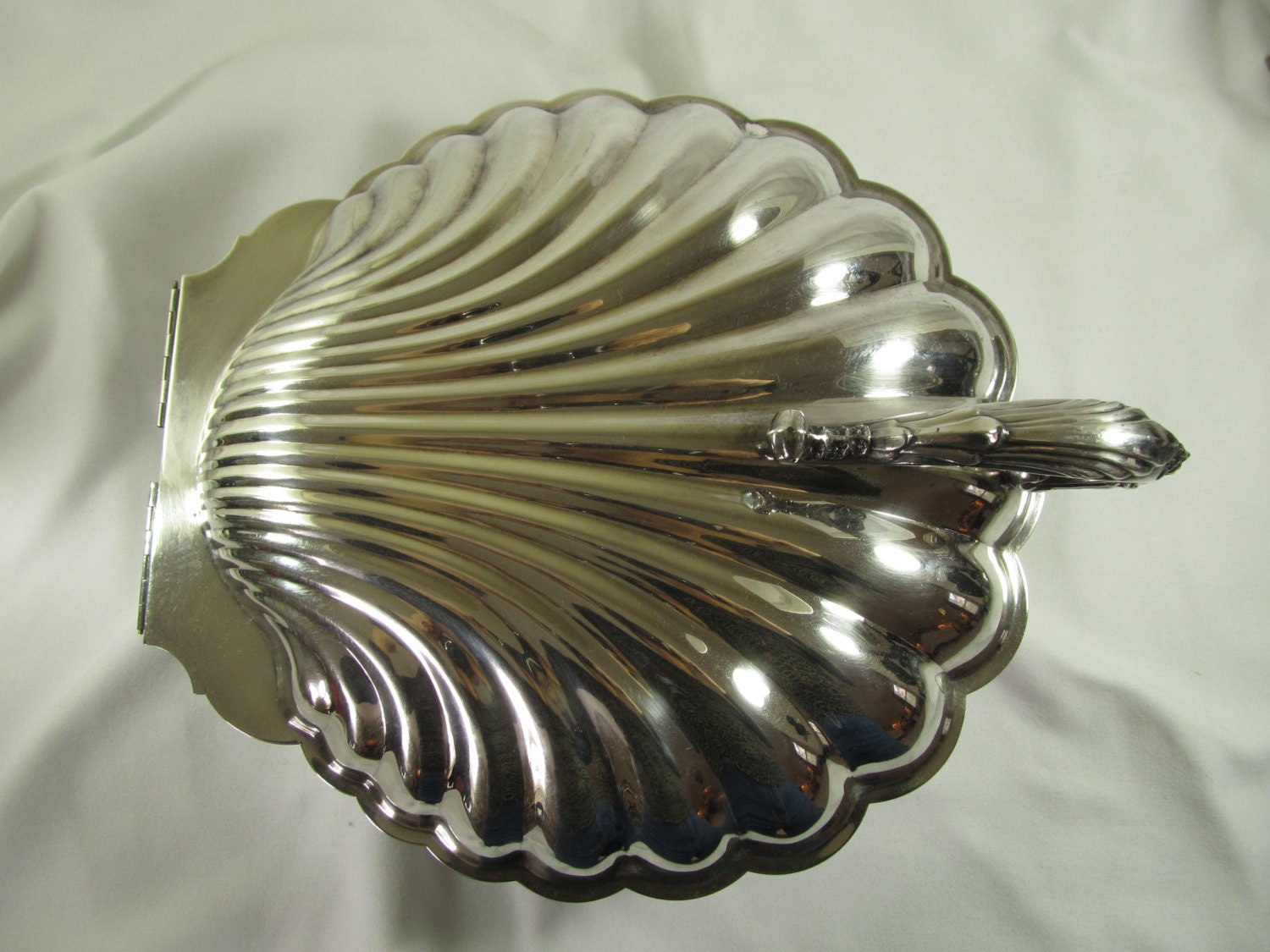 Vintage Large Silver Plate Serving Shell, Vintage Silver Plate Shell ...