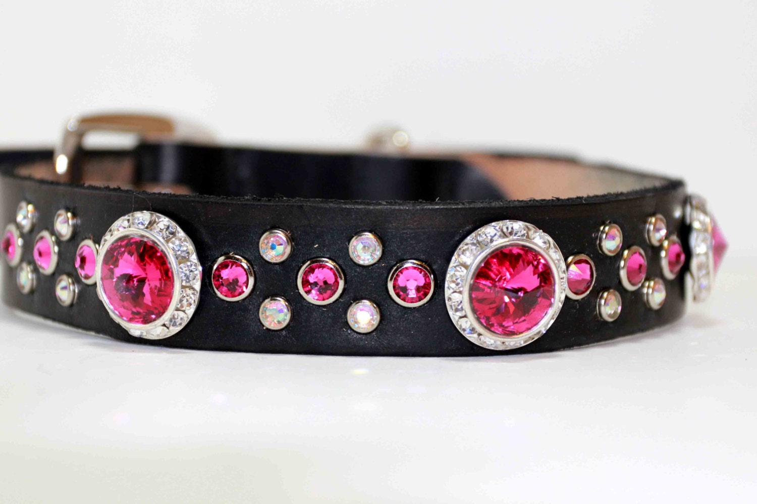 Female Dog Collar / Trendy Dog Collar / Strong Dog Collar