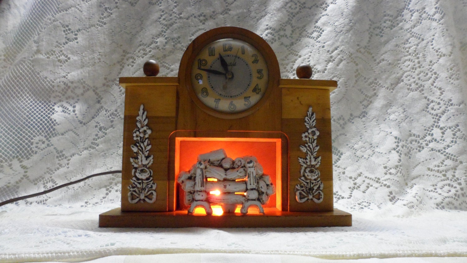 United Clock Wooden Fireplace Clock and Nightlight 1940's