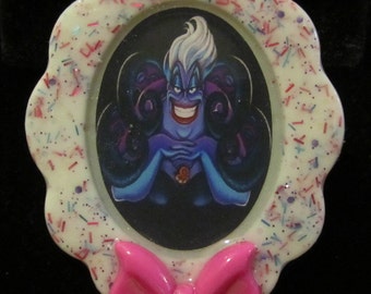 Cameo Sea Witch Necklace-Mermaid Villain Ursula Jewelry-Handmade Resin Pendant Jewelry
