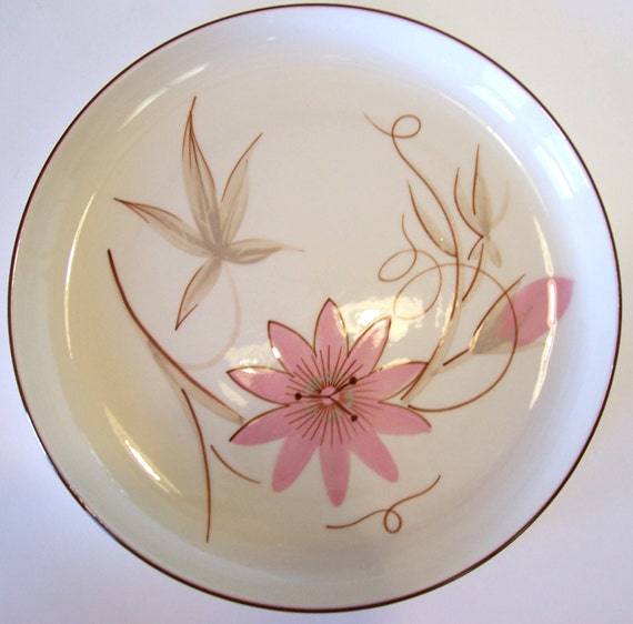 Winfield China Company Passion Flower Dinner Plate