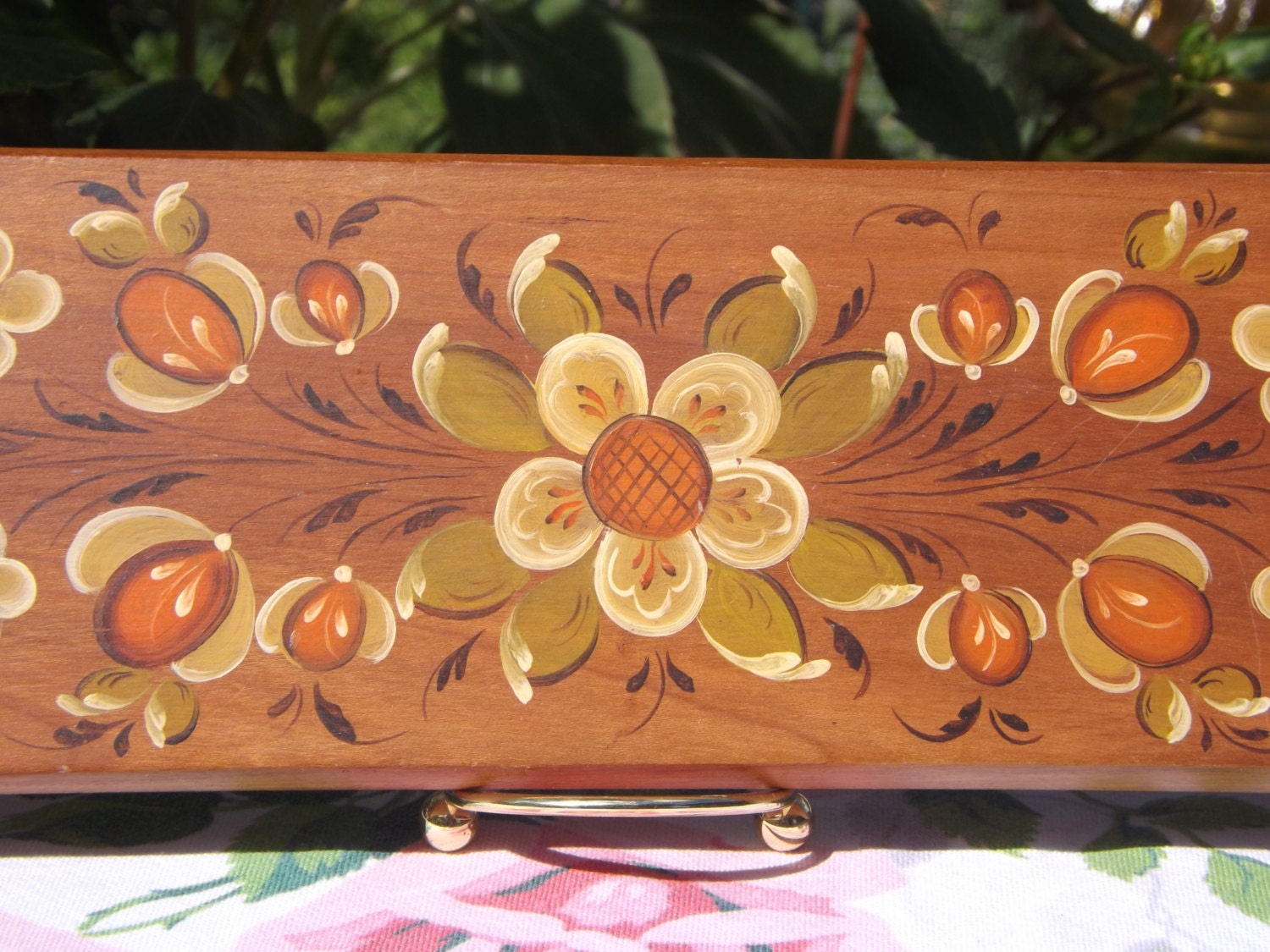 Vintage Decorative Folk Art Cutting Board/Wooden Cutting Board