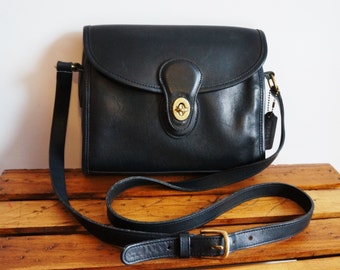 coach navy blue messenger bag