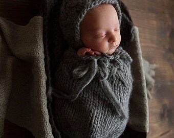 Newborn knit swaddle snuggle me sac set Roving