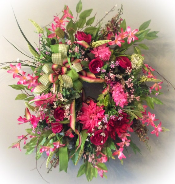 select form twig bow Pink in Spring Wreath a shades Floral and Green with triple of