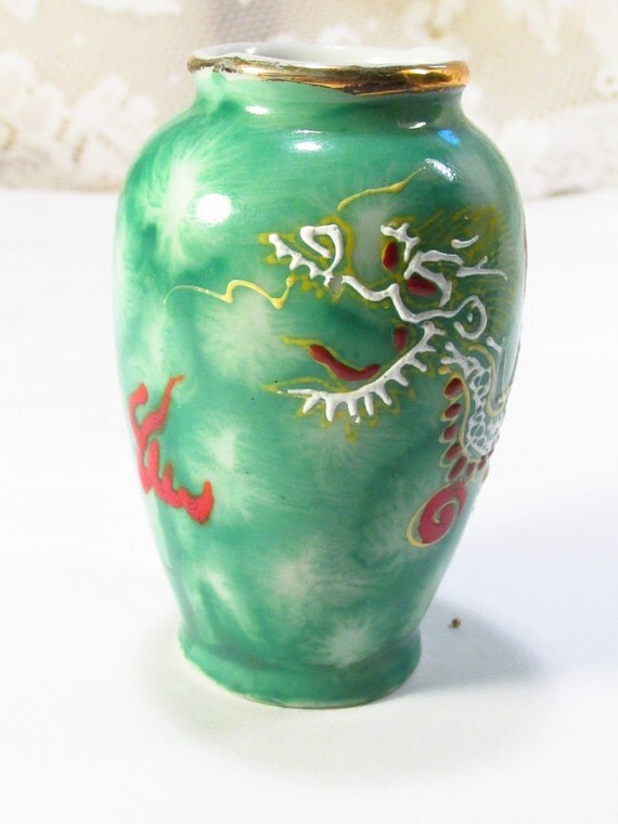 Vintage made in occupied Japan green enameled bud vase