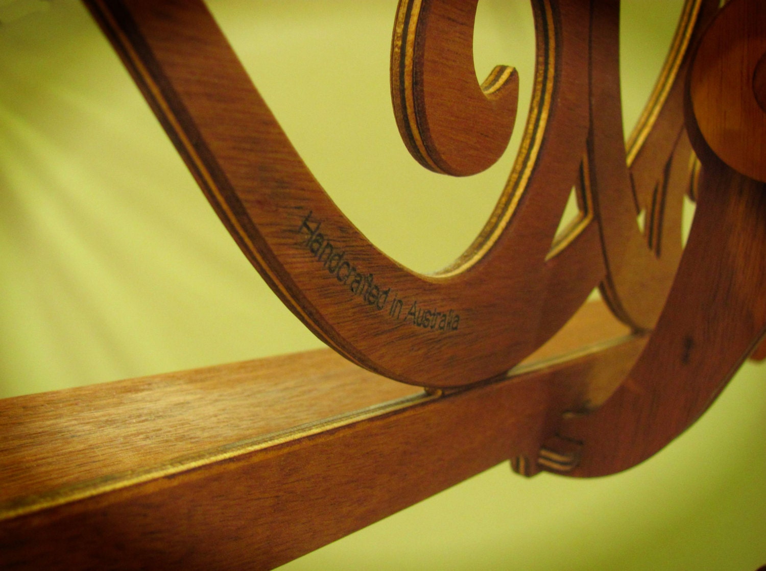 Music Stand With Lyrebird Face