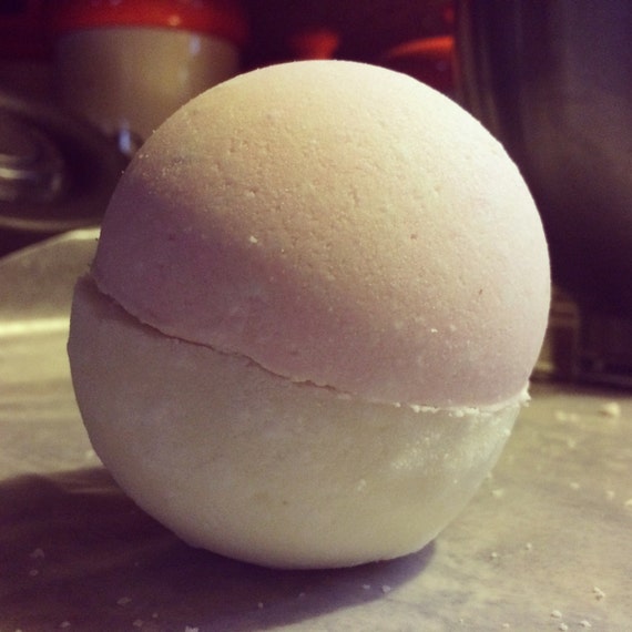 Set of 4-All Natural Bath Bomb Bath Bomb Giant by thehandmadeokie