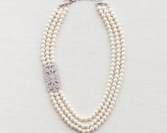 Three Strand Brooch Pearl Necklace