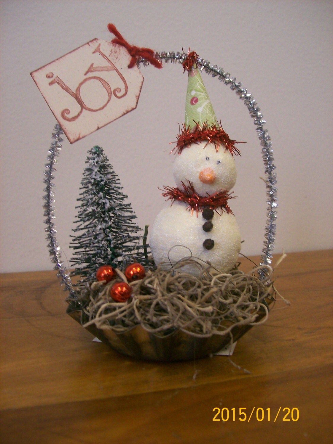 Miniature Tart pan Christmas Snowman, Holiday Snowman scene, Shelf sitter winter wonderland