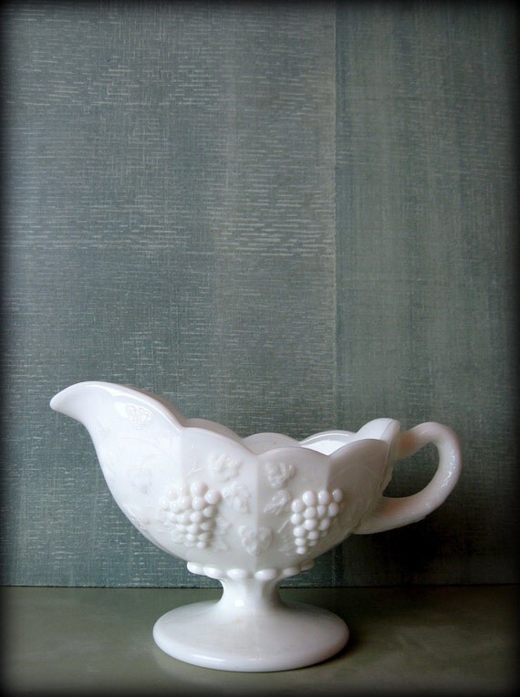 Vintage Milk Glass Gravy Boat Westmoreland by ScarlettSlipper