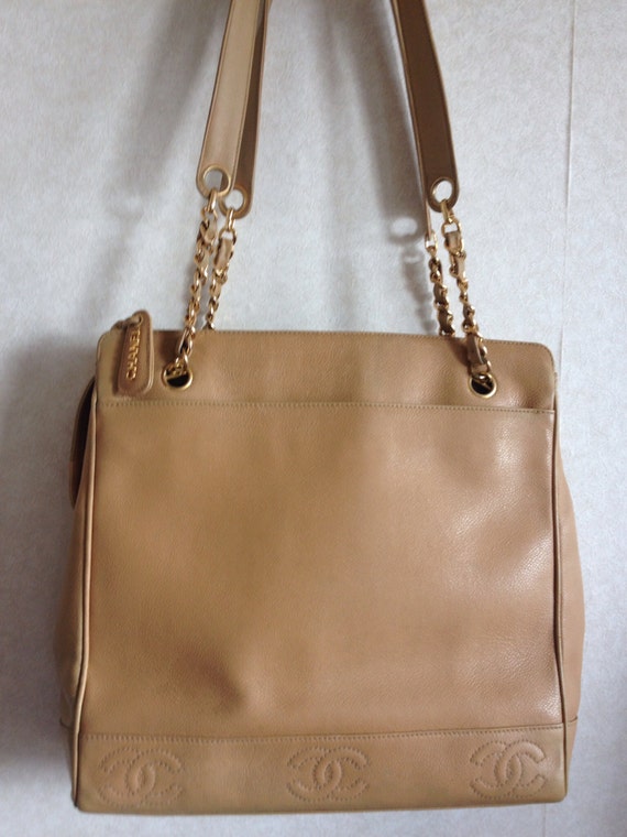 Vintage CHANEL brown beige caviar leather chain tote by eNdApPi