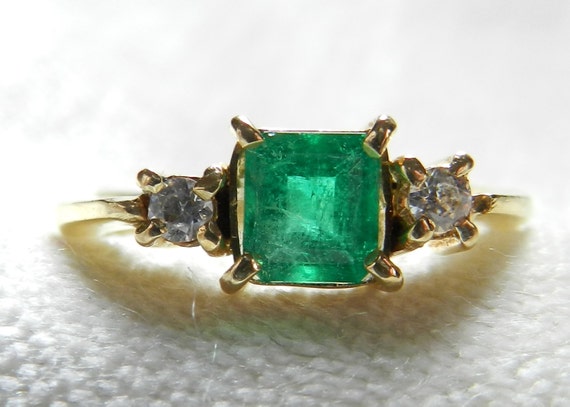 Emerald Gemstone Engagement Rings: Emerald Engagement Ring Vintage 1 ...