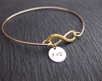 Personalized Girlfriend Gift, Birthday Gift for Her, Boyfriend to Girlfriend Anniversary Gift, Eternity Loop Jewelry, Personalized Infinity