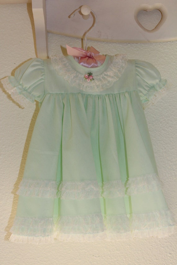Vintage baby dress. Mint green with lace trim Miniworld for