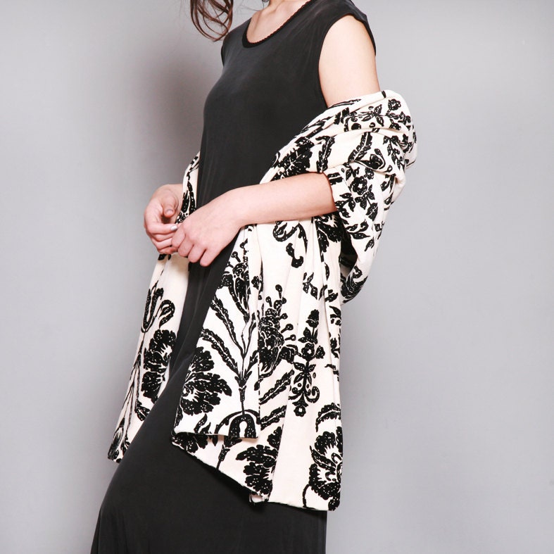 shawl black and white