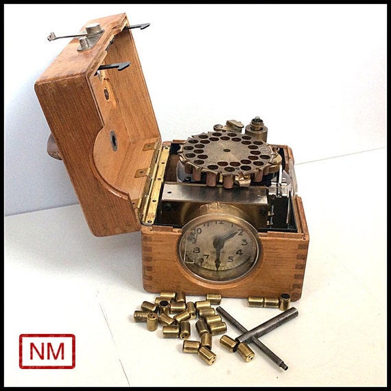 pigeon timer clock