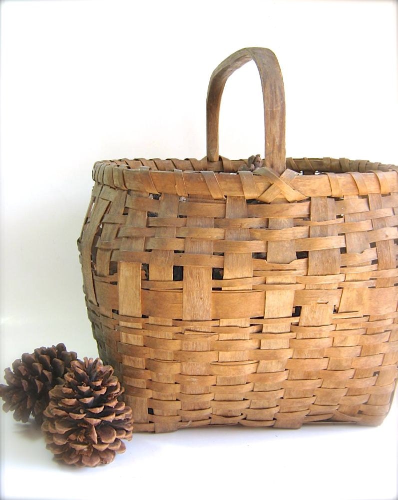 Vintage Large Splint Basket Wood Handle by DairyFarmAntiques