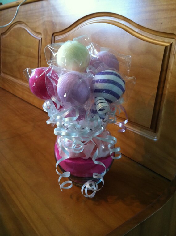 Baby Shower Centerpiece Lollipop Mittens by JaideBearBabies
