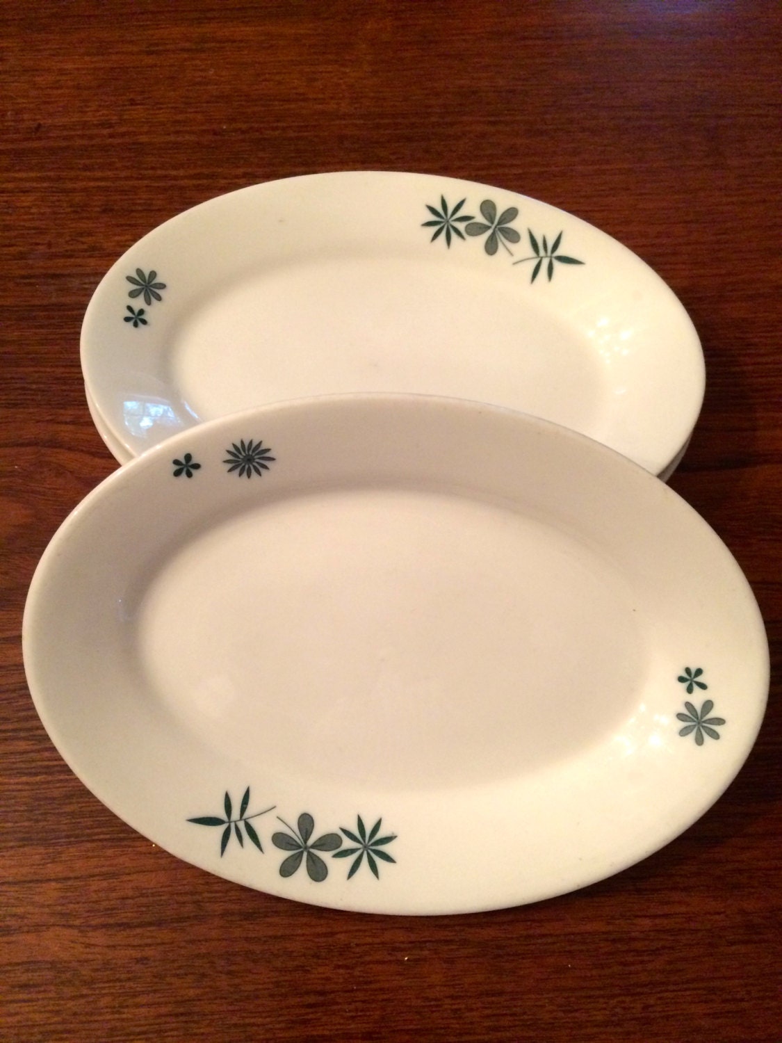 Vintage Homer Laughlin Restaurant Ware Oval Dessert Plates